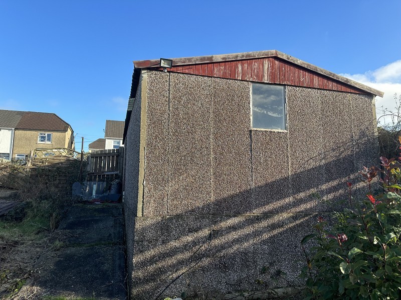 3 bedroom property for sale in Lluest Ystradgynlais, Swansea. £118,000