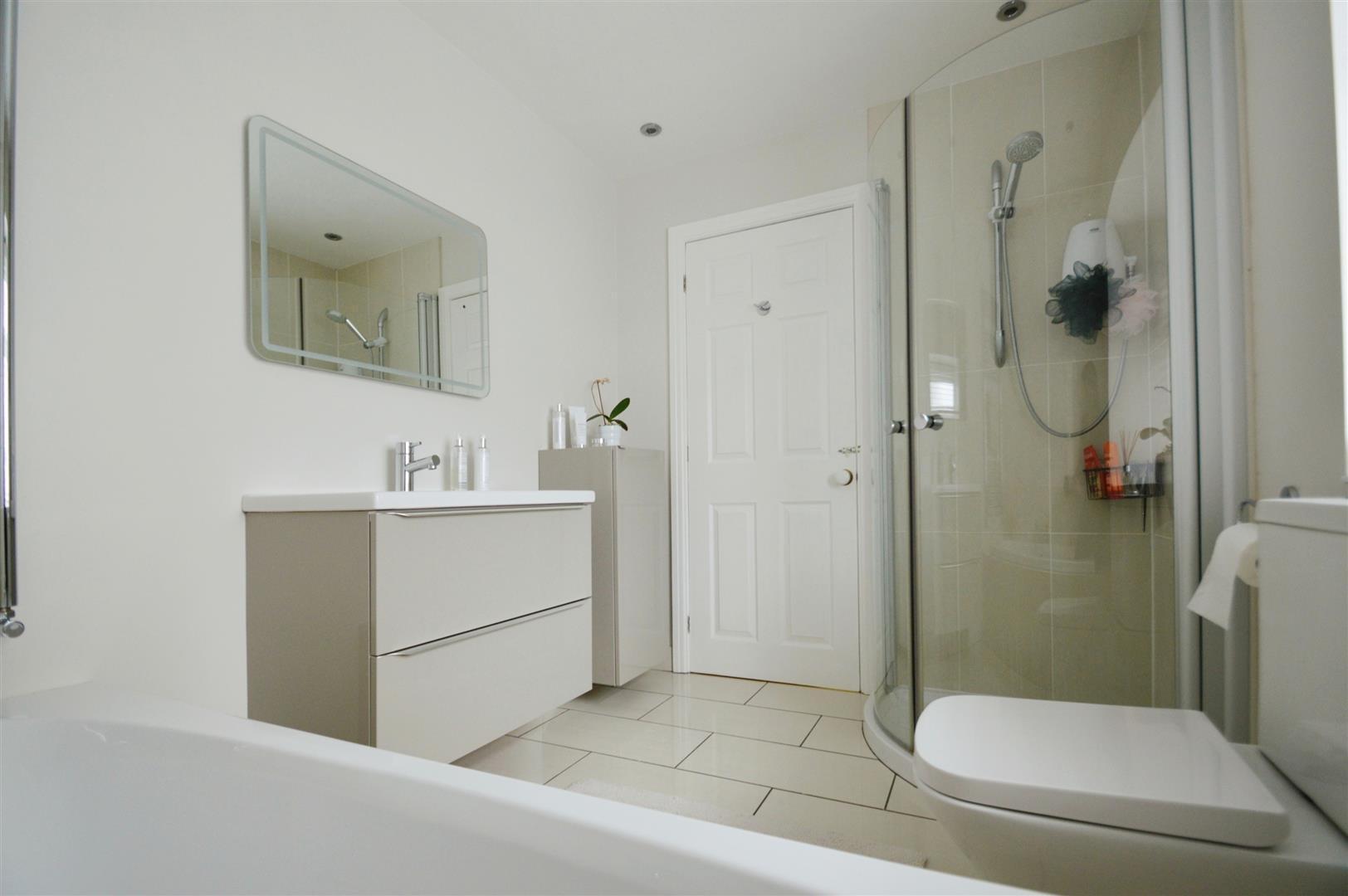 3 bedroom property for sale in Wolfreton Lane, Willerby, Hull £349,950