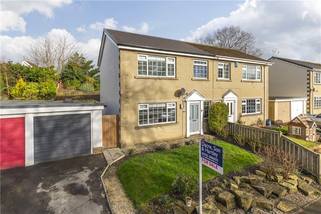 3 bedroom property for sale in Easby Close, Ilkley, West Yorkshire
