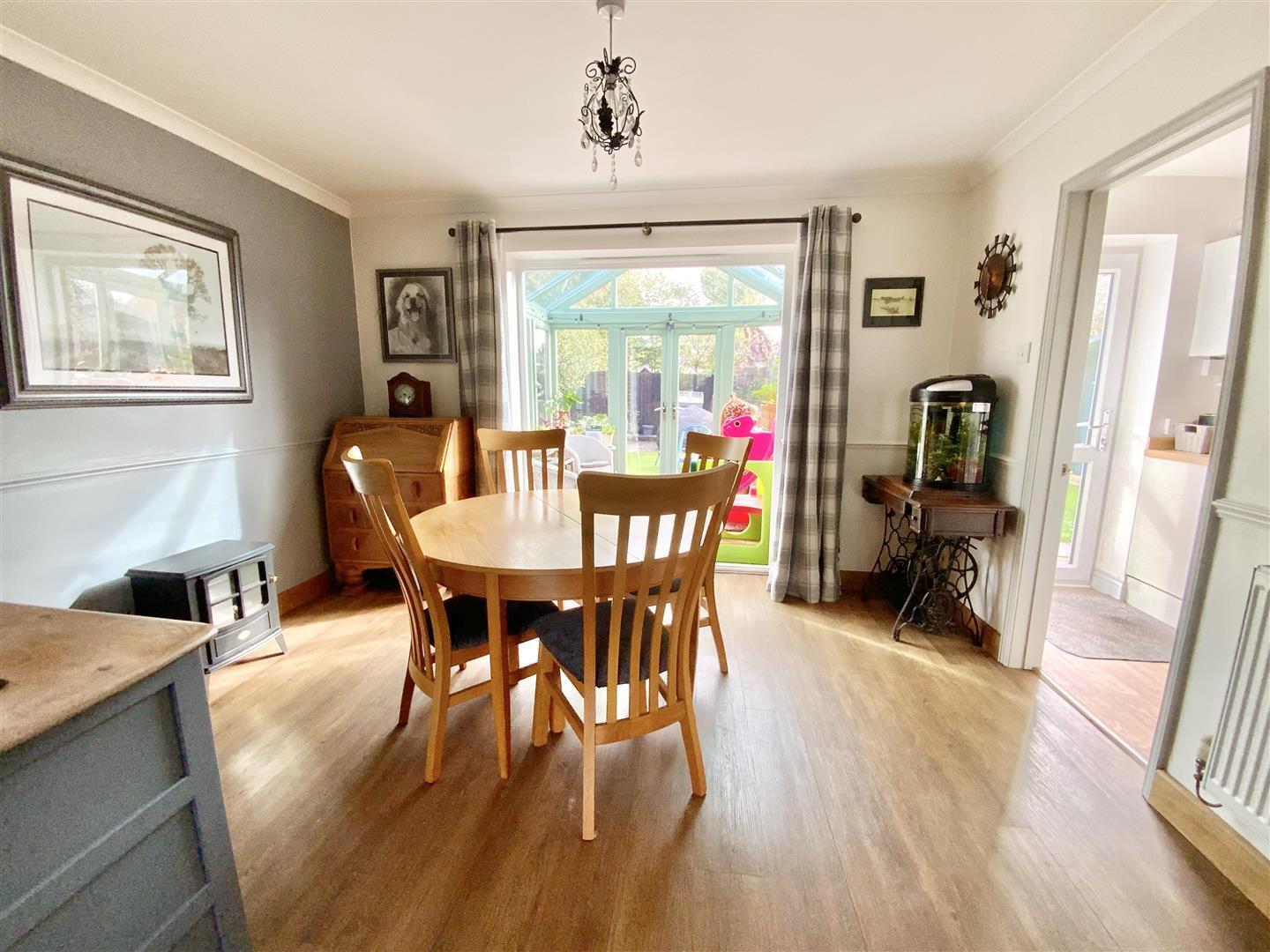 4 bedroom property for sale in Hanslope Road, Castlethorpe, Milton