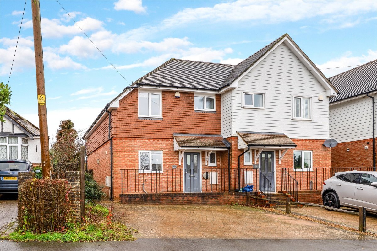 3 bedroom property for sale in Westmore Road, Tatsfield, Westerham