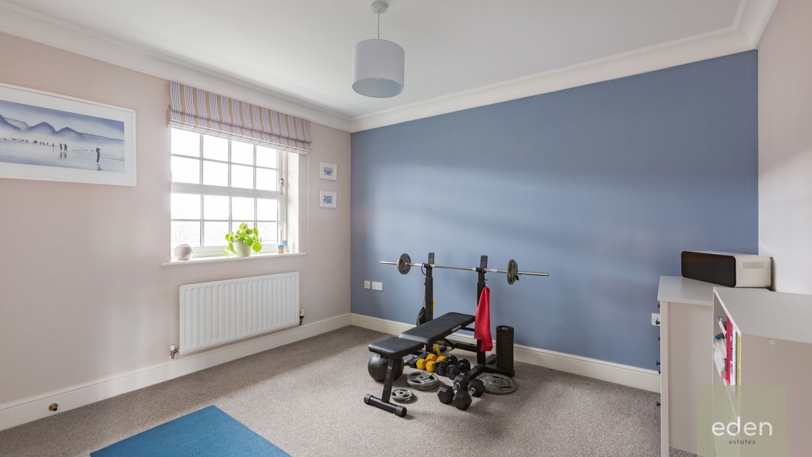 5 bedroom property for sale in Maypole Drive, Kings Hill, ME19 Guide