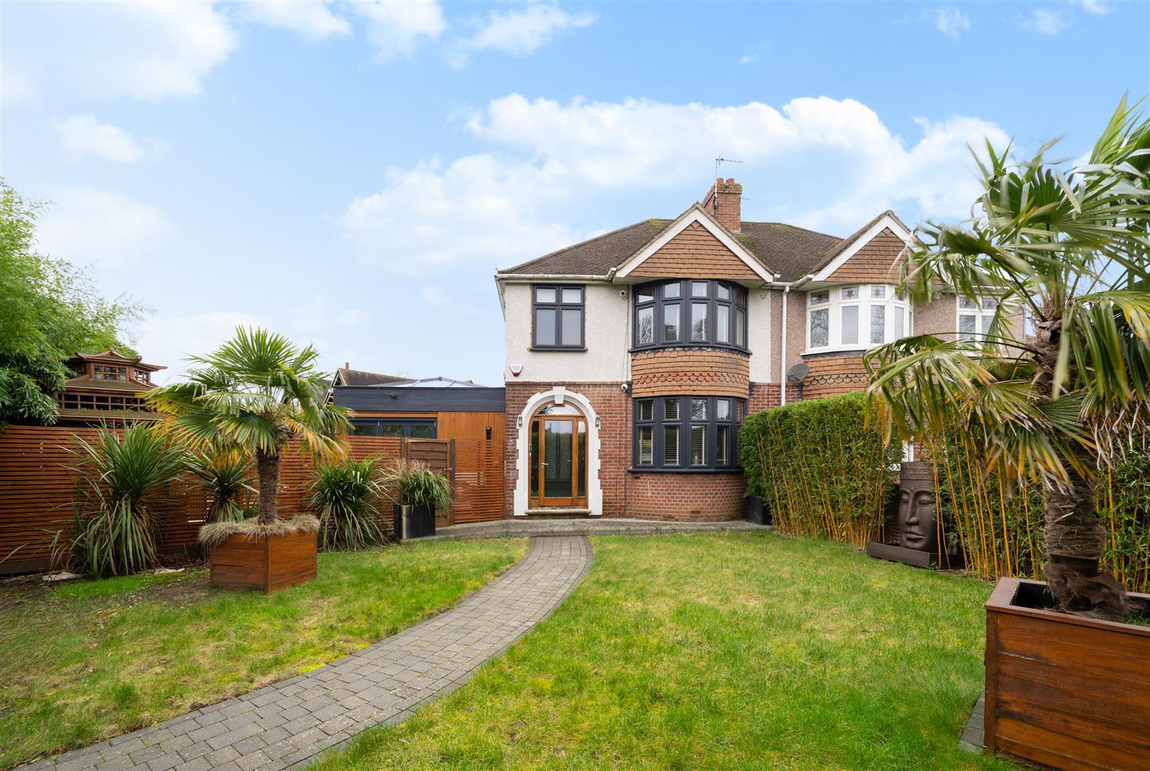 3 bedroom property for sale in Boxley Road, Penenden Heath, Maidstone