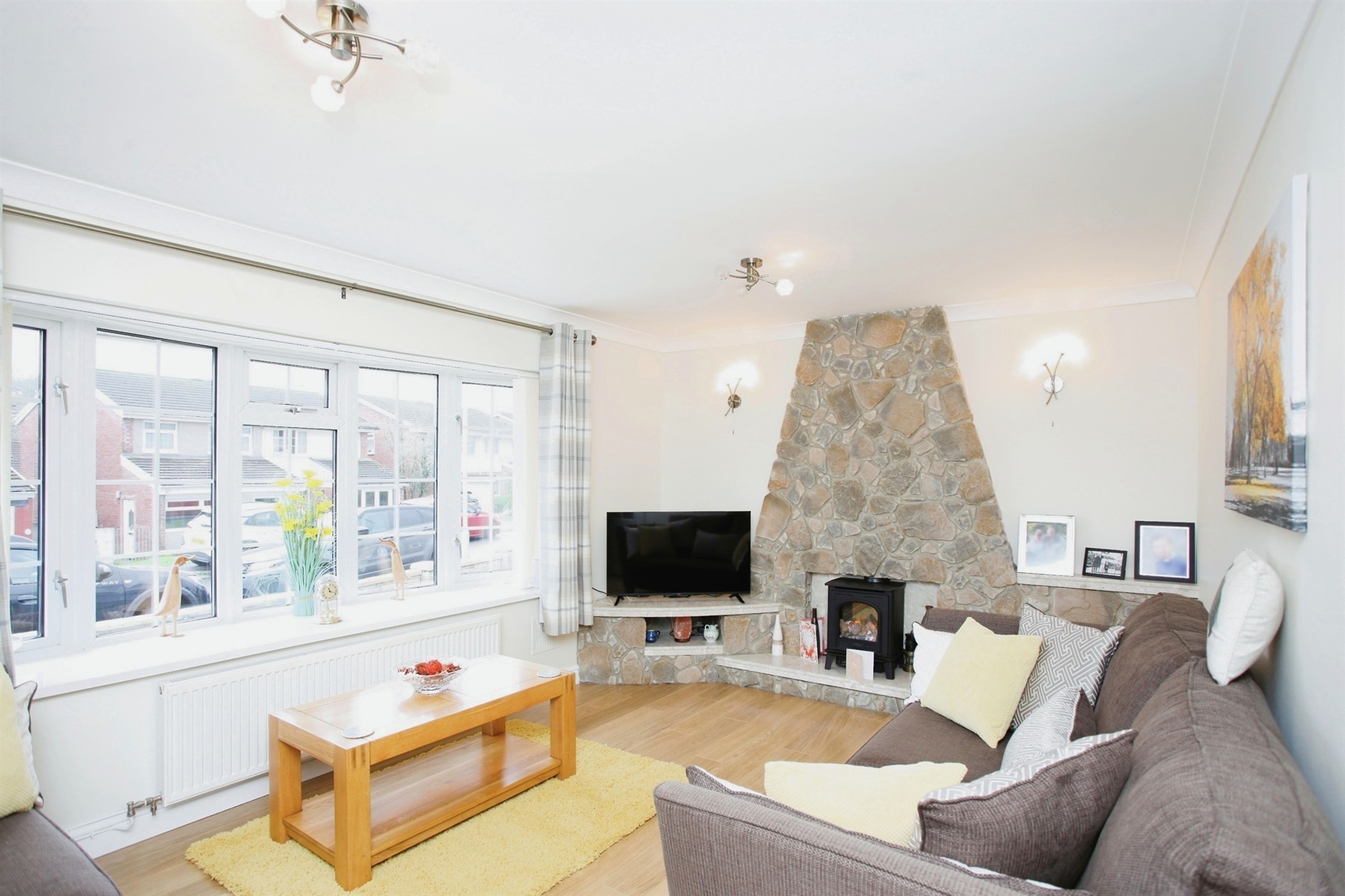 Peter Alan Estate Agents in Talbot Green Sell, Buy, Mortgages, Let or Rent