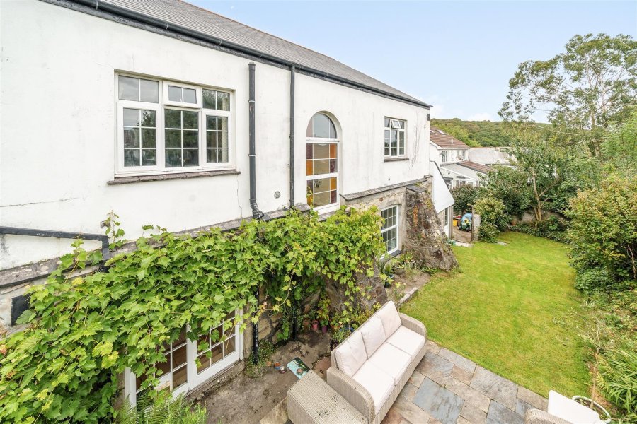 Stags 4 bedroom property for sale in Polgooth, St. Austell