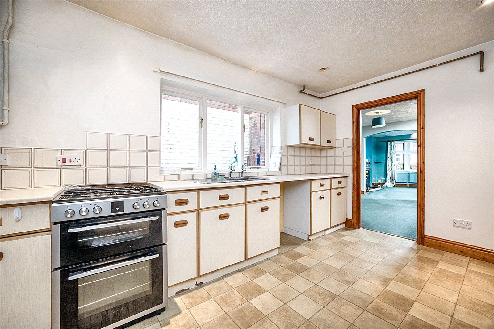 3 bedroom property for sale in Kingsbridge Road, Newbury, RG14 Guide