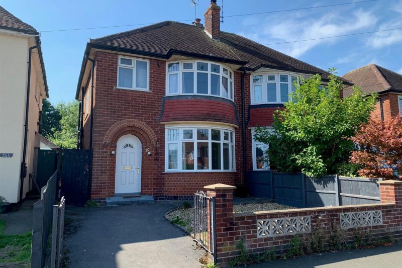 3 bedroom property for sale in Holt Drive, Loughborough Guide price £