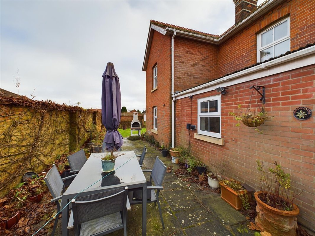 4 bedroom property for sale in Station Road, Reepham Guide price £475,000