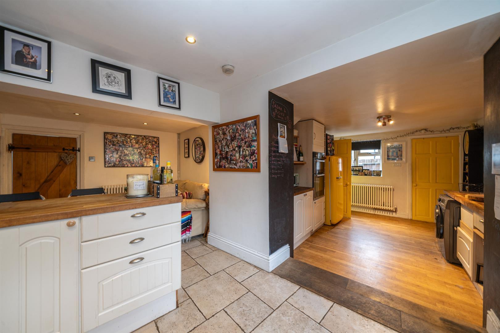 5 bedroom property for sale in Lower Luton Road, Wheathampstead Guide