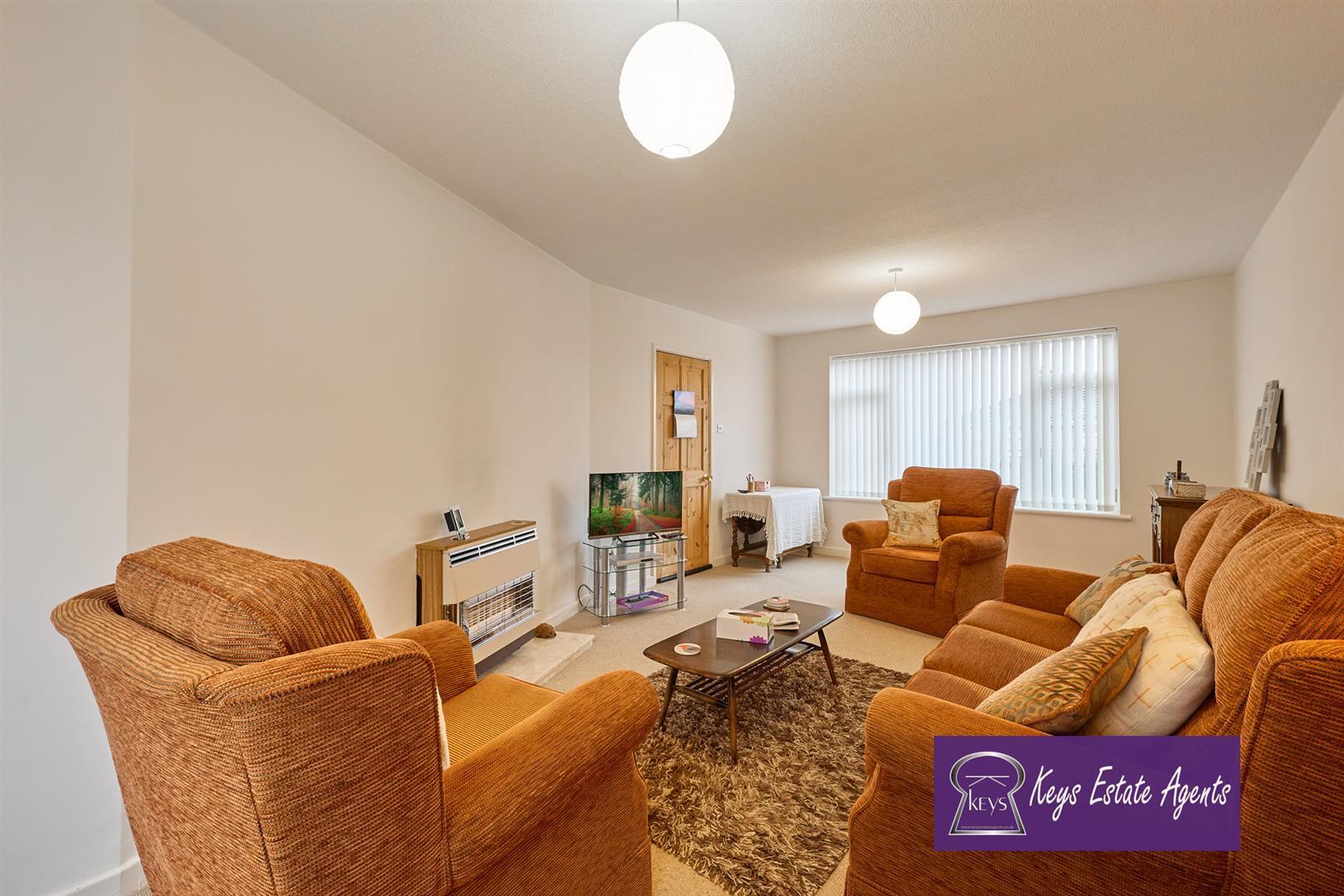 3 bedroom property for sale in William Close, Forsbrook, Offers in