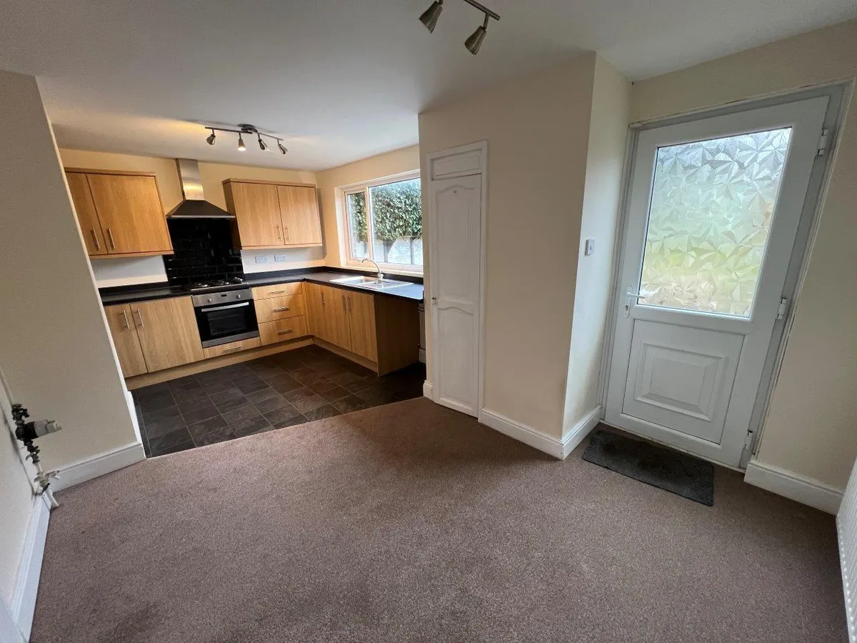 BLAKENEY CRESCENT, MELTON MOWBRAY