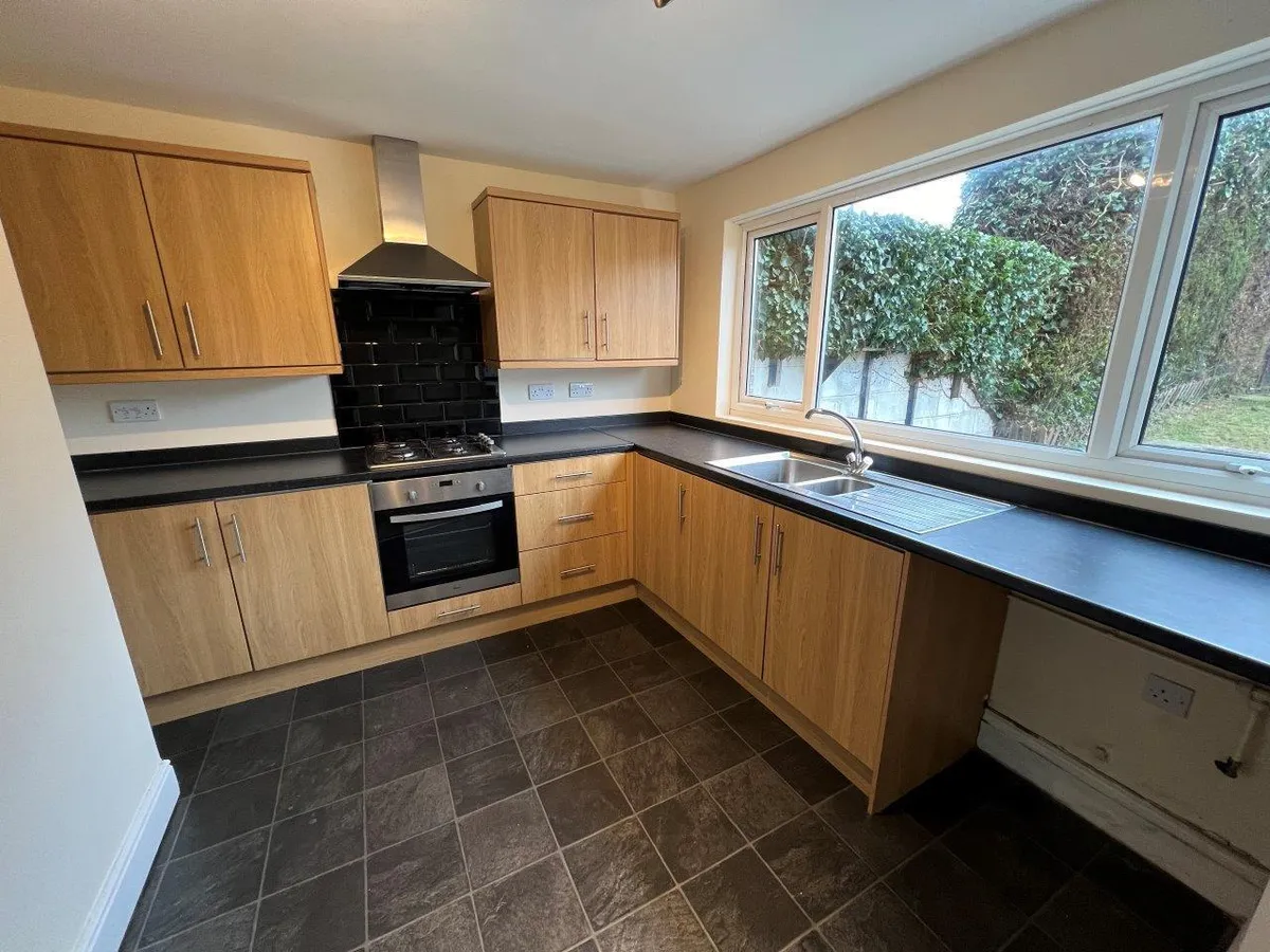 BLAKENEY CRESCENT, MELTON MOWBRAY