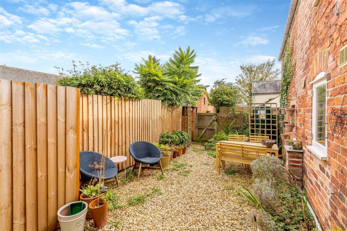 3 bedroom property for sale in Main Street, Belton In Rutland, Rutland