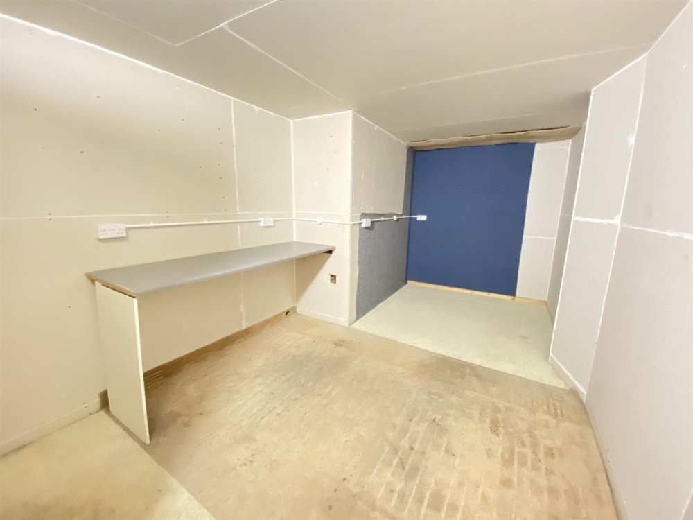 Stags 4 bedroom property to let in Millstream Meadow, Chudleigh