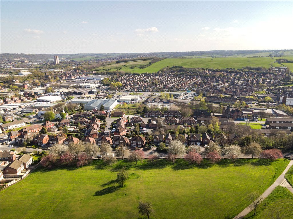 3 bedroom property for sale in Fawcett Lane, Leeds, LS12 £275,000