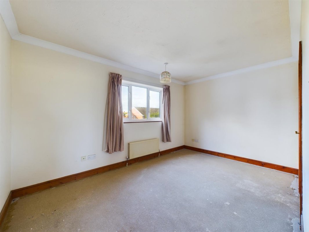 3 bedroom property for sale in Burgh Lane, Mattishall £340,000