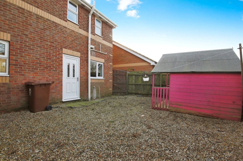 Brunel Close, Hartlepool 2 bedroom detached house Manners & Harrison