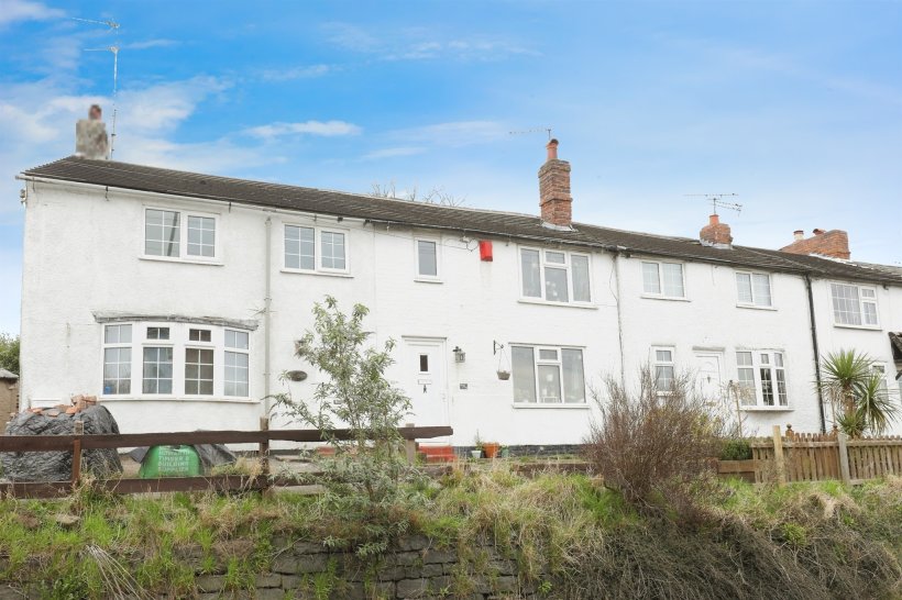 Runcorn Road, Barnton, Northwich 3 bedroom cottage Swetenhams