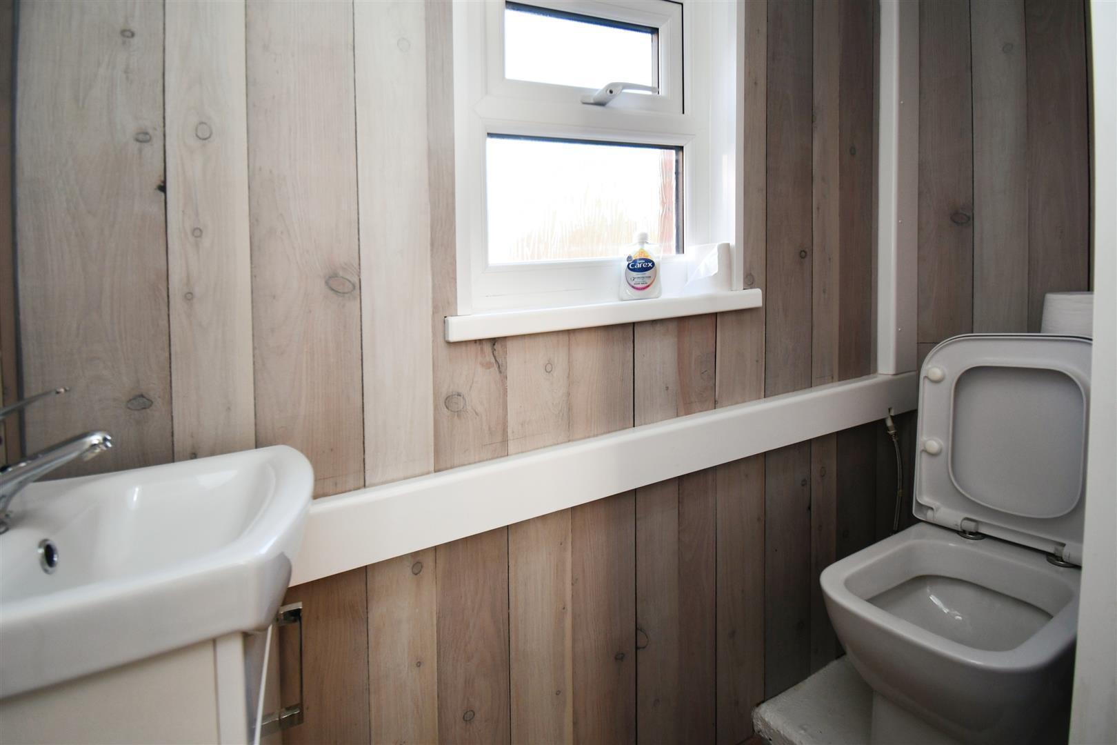 4 bedroom property for sale in Coastguard Cottages, Easington, Hull