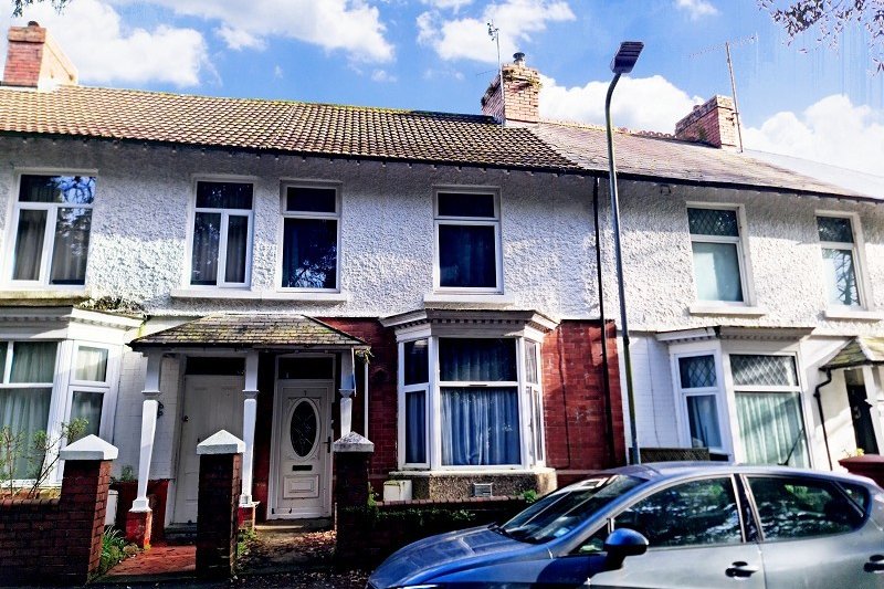 5 bedroom property for sale in Oakwood Road, Brynmill, Swansea, City