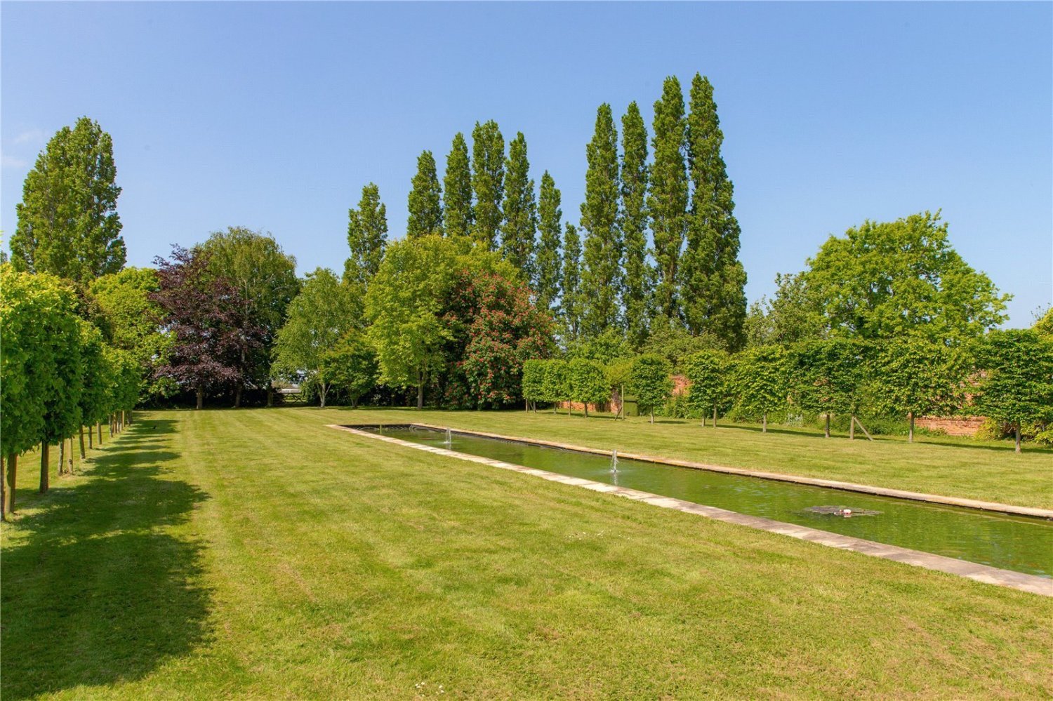 JacksonStops 5 bedroom property for sale in Bradfield Road, Wix