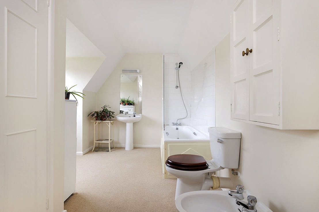 JacksonStops 4 bedroom property for sale in Blacksmiths Lane