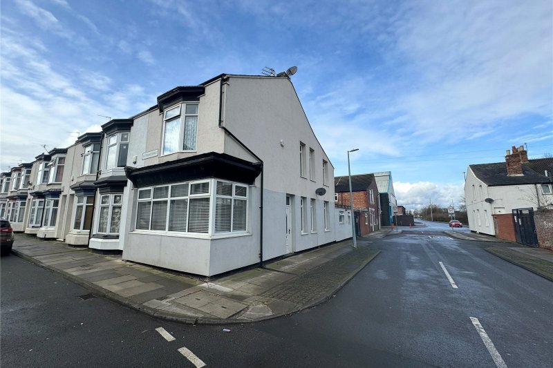 3 bedroom property for sale in Outram Street, Middlesbrough, North Yorkshire, TS1 Asking price