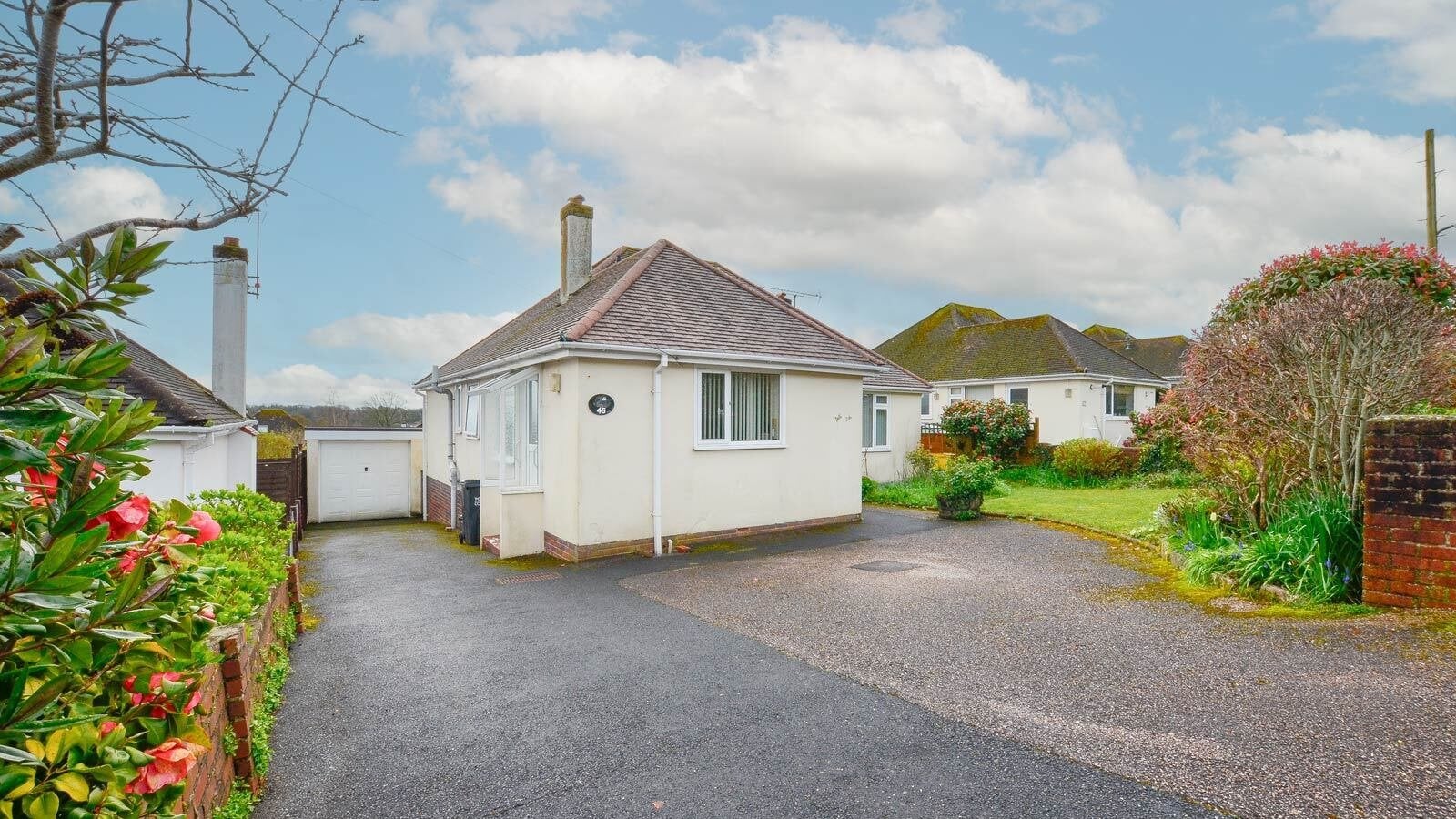 2 bedroom property for sale in BROADSANDS AVENUE BROADSANDS PAIGNTON