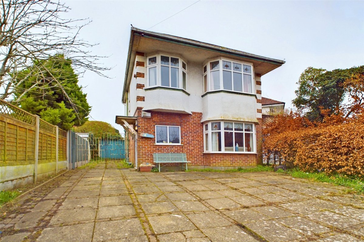 3 bedroom property for sale in Wick Lane, Wick, Bournemouth, BH6