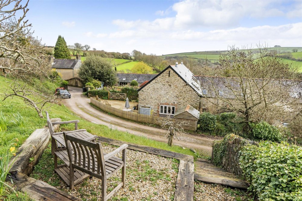 Stags 4 bedroom property for sale in East Cornworthy, Totnes