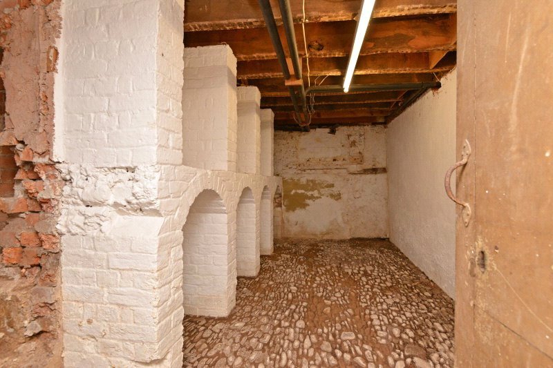 JacksonStops 6 bedroom property for sale in Upton Pyne, Exeter