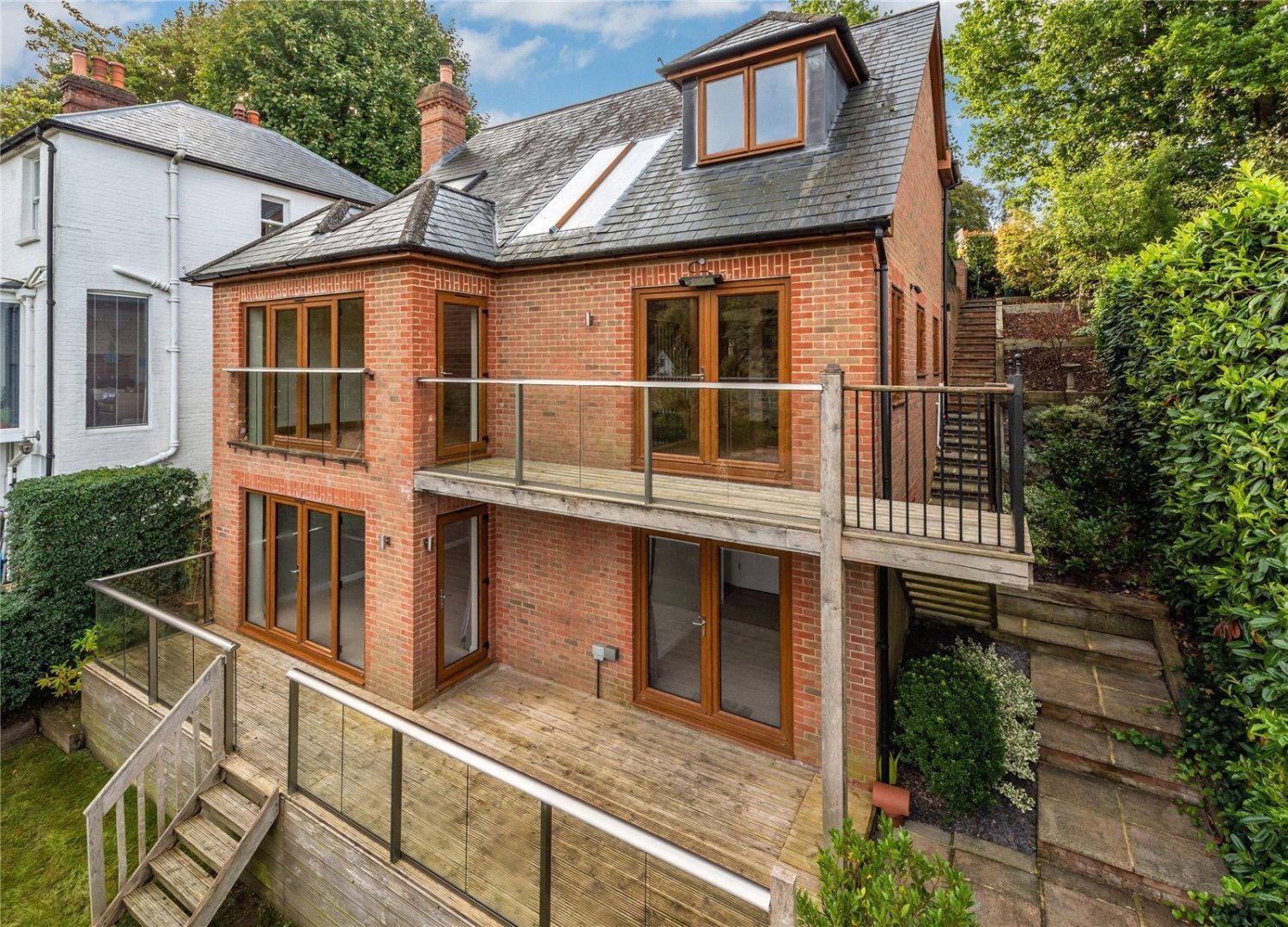 JacksonStops 4 bedroom property for sale in Tower Hill, Dorking