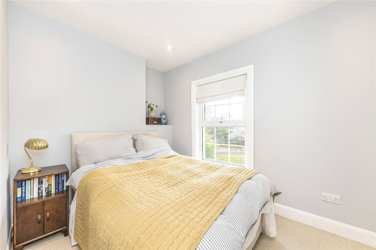 Conran 2 bedroom property for sale in Oscar Street, St Johns, SE8 £