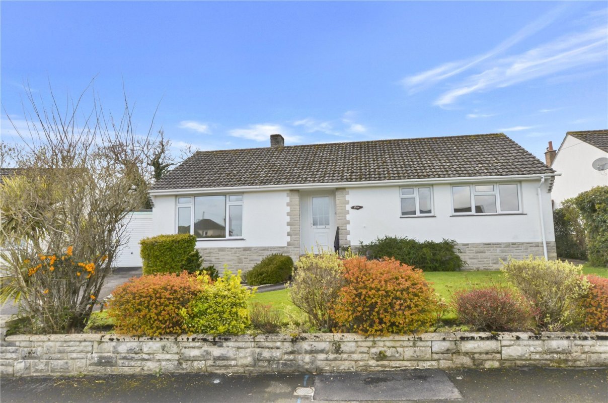 2 bedroom property for sale in Dudsbury Gardens, West Parley, Ferndown