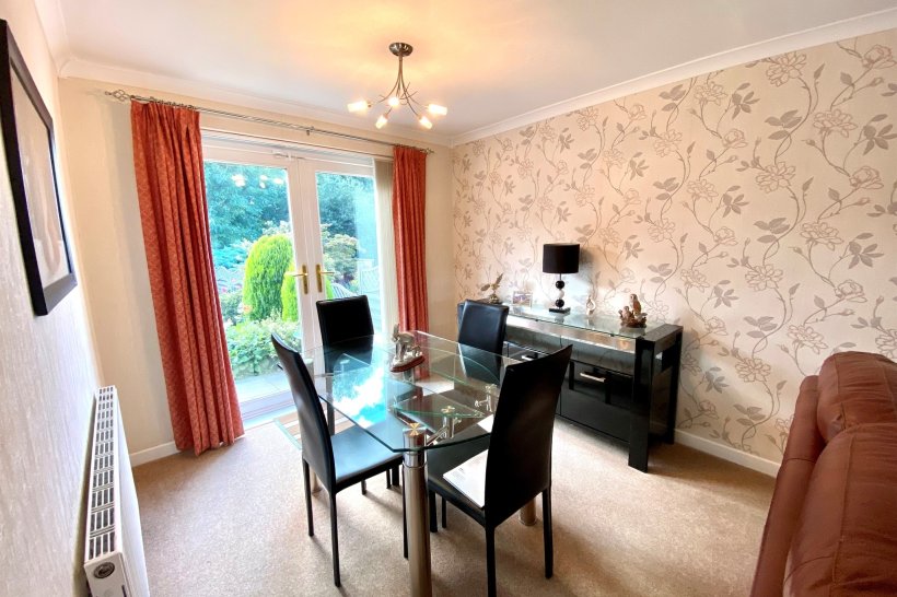 Calton Road, KEIGHLEY 3 bedroom semidetached house Holroyds Estate