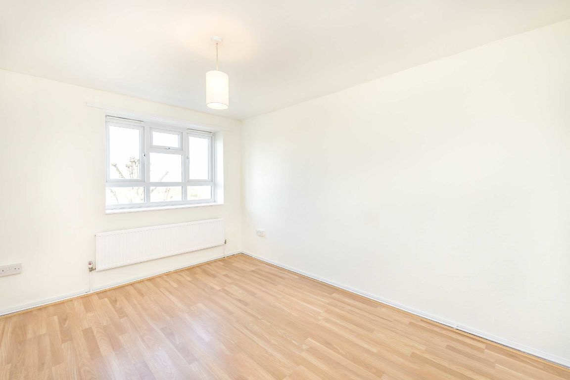 Jacksons 3 bedroom property for sale in Aldrington Road, Streatham