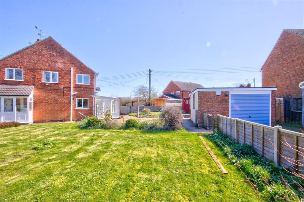 3 bedroom property for sale in High Street, Honeybourne, Evesham £325,000