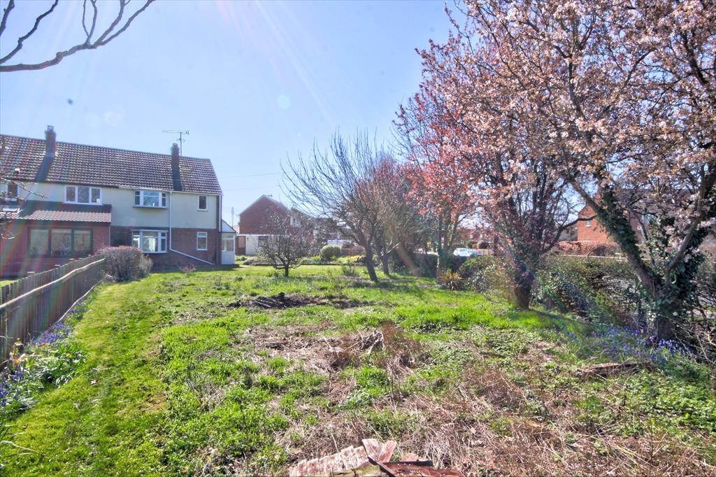 3 bedroom property for sale in High Street, Honeybourne, Evesham £325,000