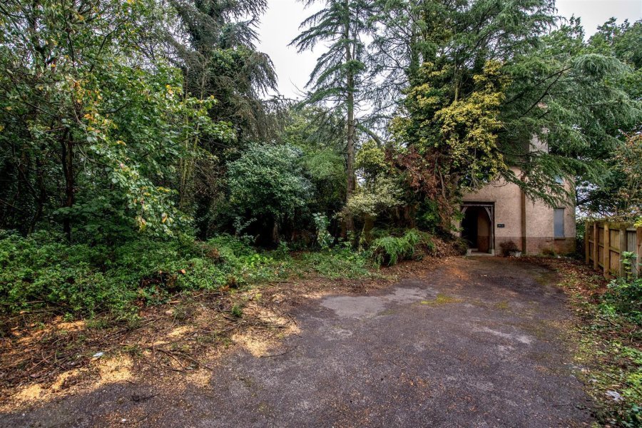 Stags 3 bedroom property for sale in Staplegrove, Taunton