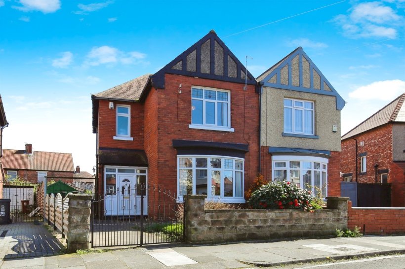 Granville Avenue, Hartlepool 3 bedroom semidetached house Manners