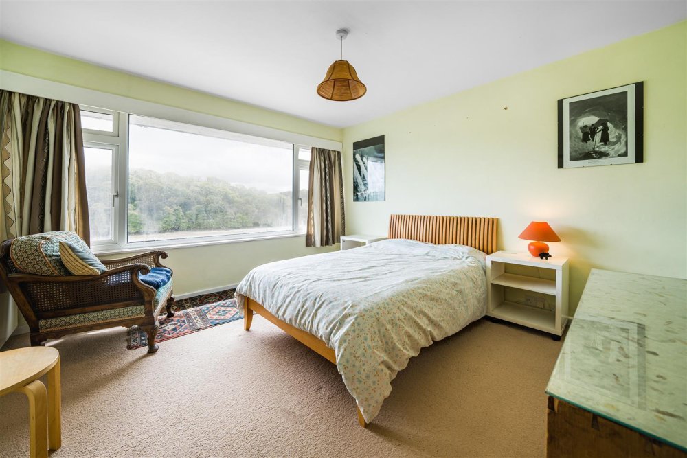 Stags 3 bedroom property for sale in Bar Meadows, Malpas, Truro