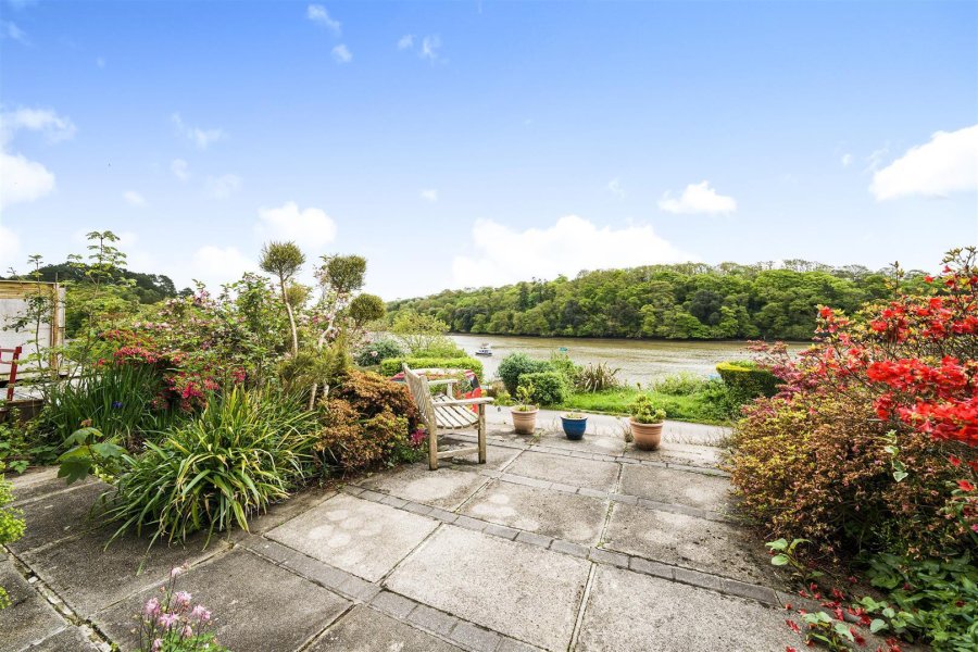 Stags 3 bedroom property for sale in Bar Meadows, Malpas, Truro