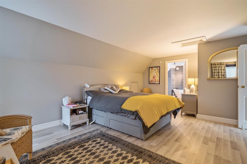 Stags 4 bedroom property for sale in Queenwell, Pymore, Bridport