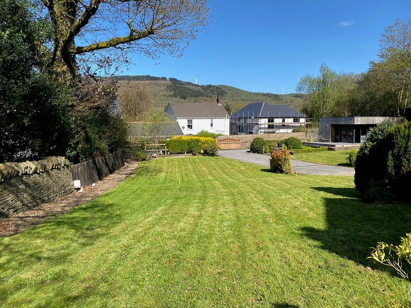 property for sale in High Street, Cwmgwrach, Neath, Neath Port Talbot