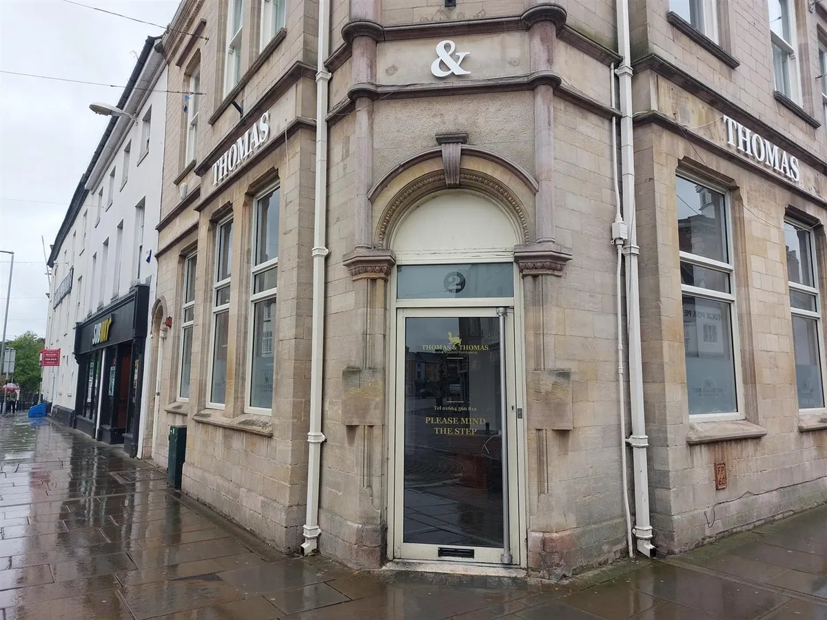2 High street, Melton Mowbray LE13 OTR