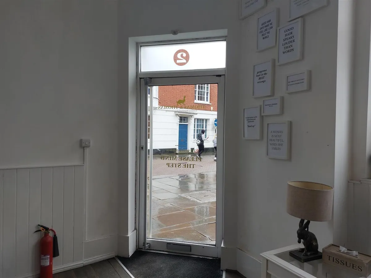 2 High street, Melton Mowbray LE13 OTR