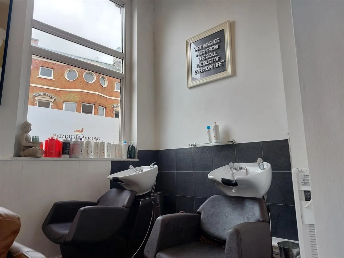 2 High street, Melton Mowbray LE13 OTR