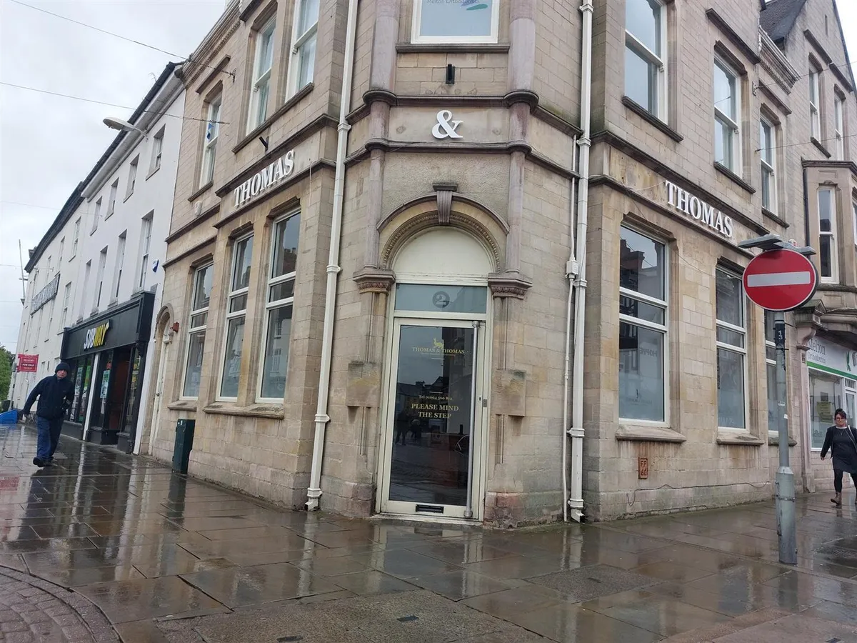 2 High street, Melton Mowbray LE13 OTR