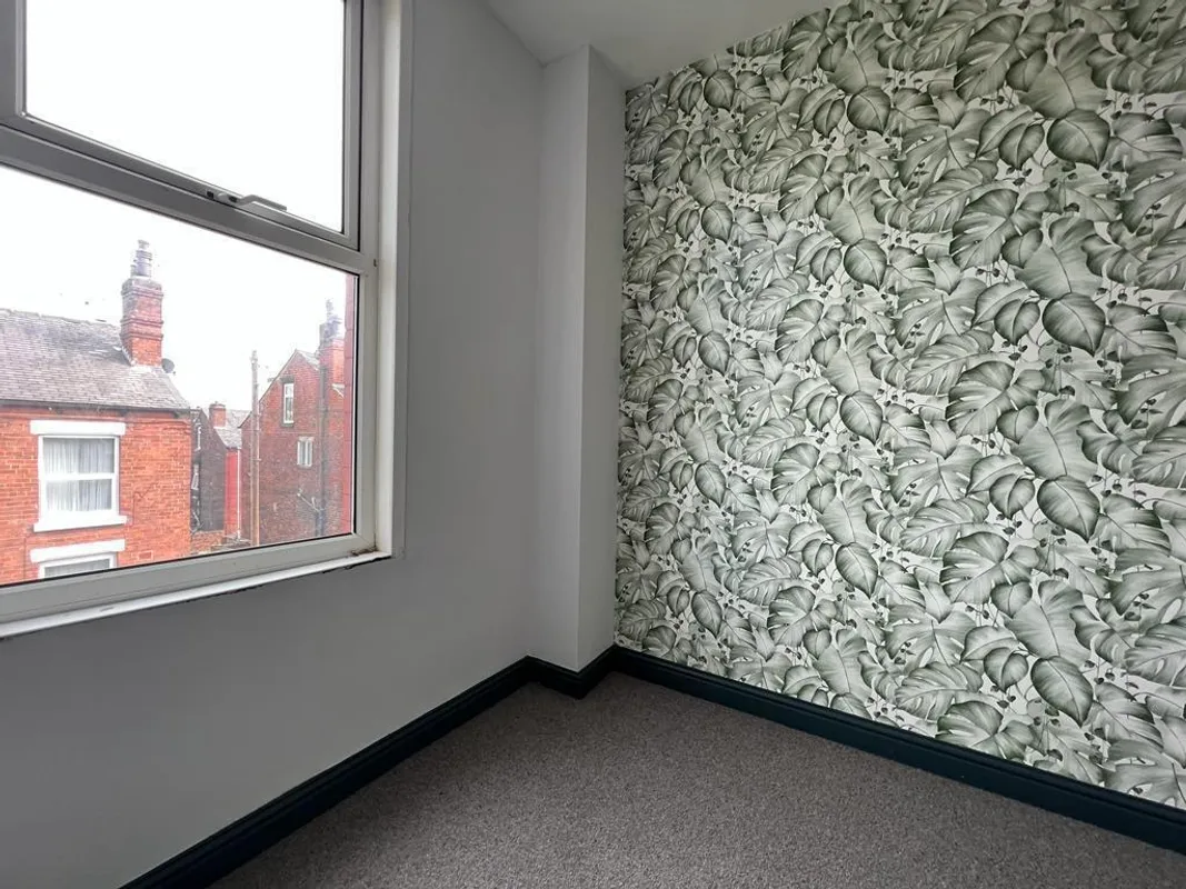 Woodville Avenue, Horsforth, LS18