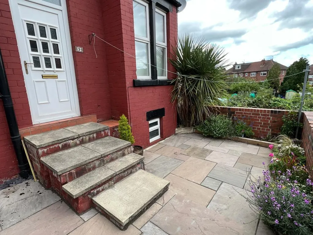 Woodville Avenue, Horsforth, LS18